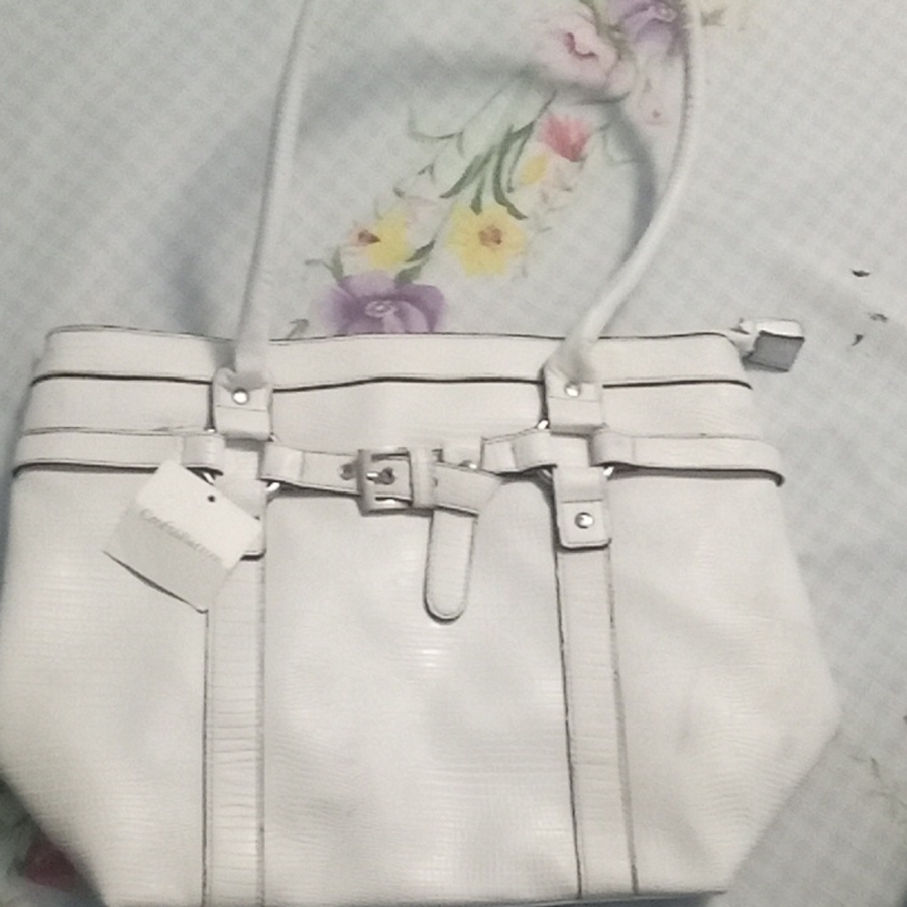 Elegant White Handbag